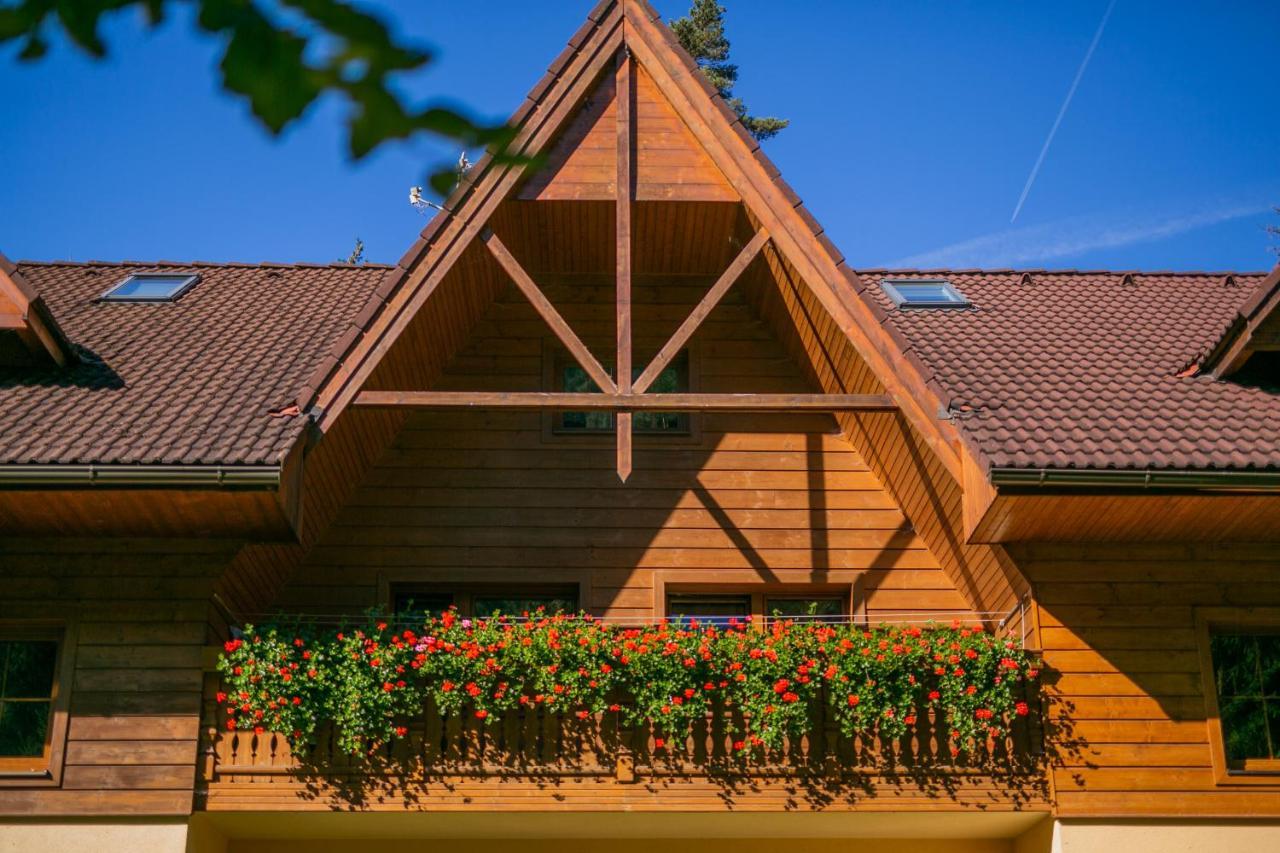 Apartmany A Studia Miroslav Demänovská Dolina Exterior foto